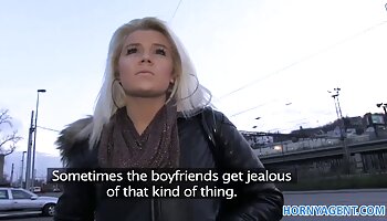 JaysPOV - Fiona Moore, belle-mère aux gros xxl porno gratuites seins, Fiona Moore veut mon bois du matin