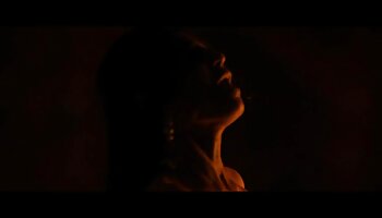 HandsOnHardcore film italien x gratuit - Blondie Fesser, Julia De Lucia BBC Orgy Surprise d'anniversaire