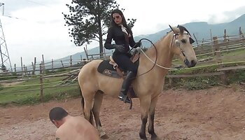 Phoenix Marie, Toni Ribas, Ava Addams Coquine Ou Gentil ? [Le meilleur x porno dingue des Brazzers]